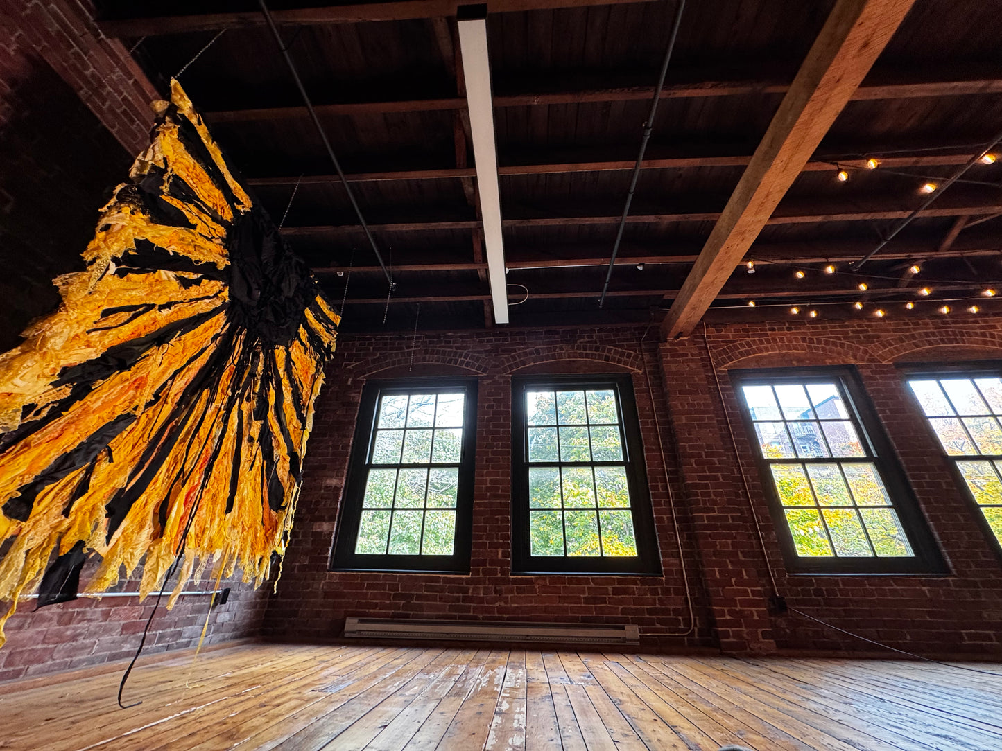 "TAPIZ RECICLADO" - Black Hole Sun