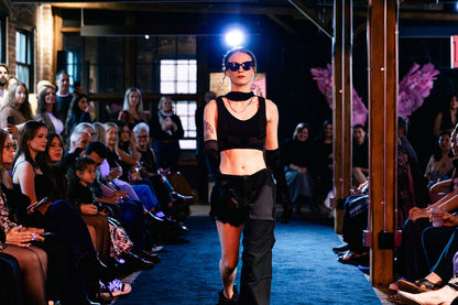 x Hybrid Jogger Black