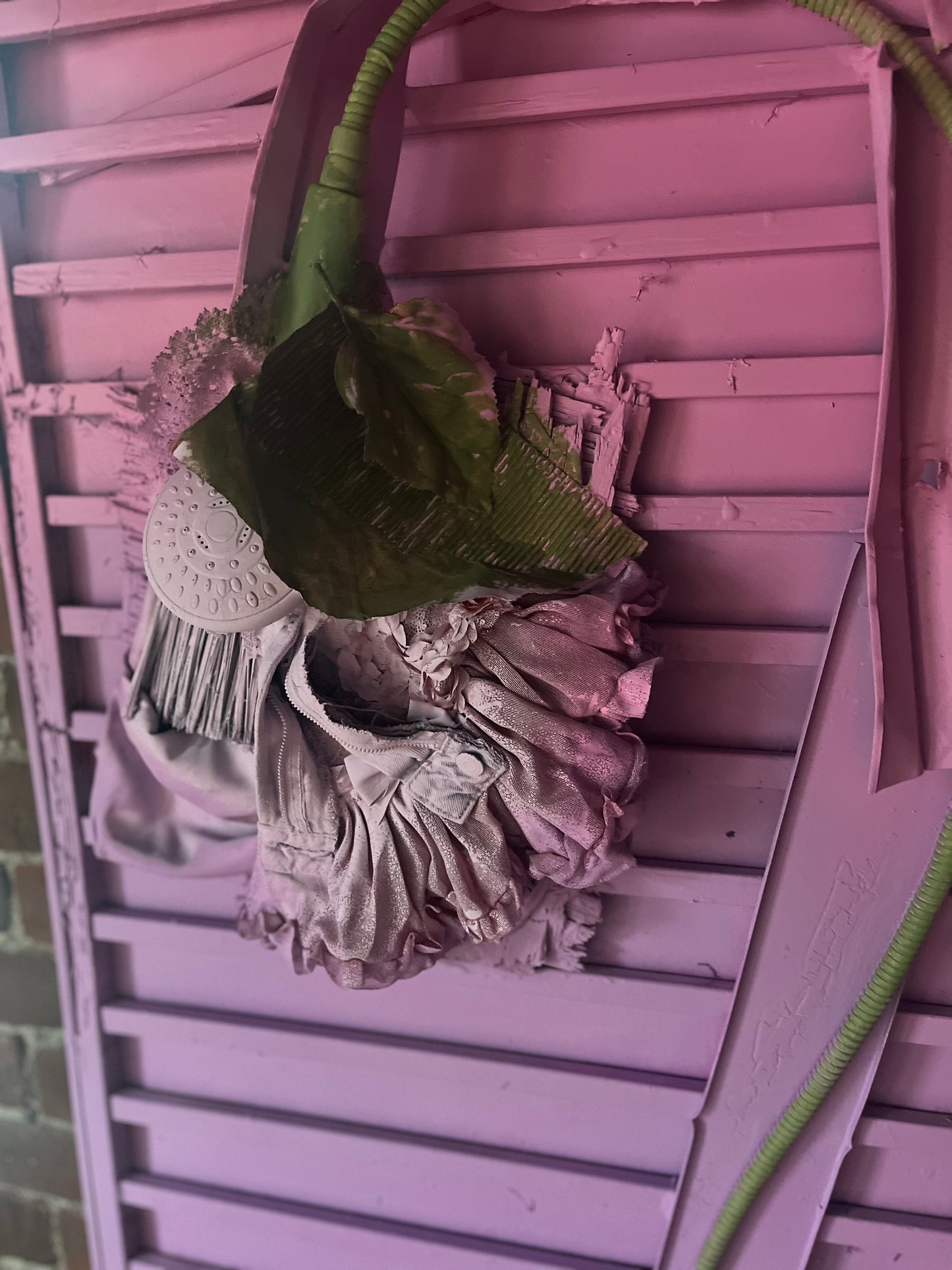 "TRASH ART" THE END (Goddess Collection)