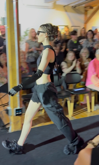 x Hybrid Jogger Black