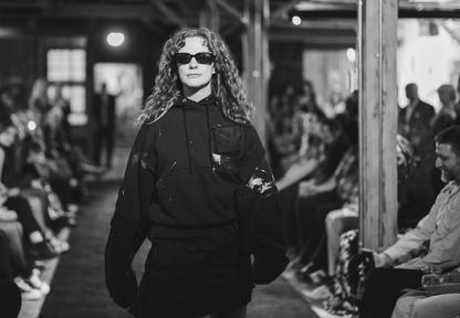 x Cropped Hooded Sweatshirt Black