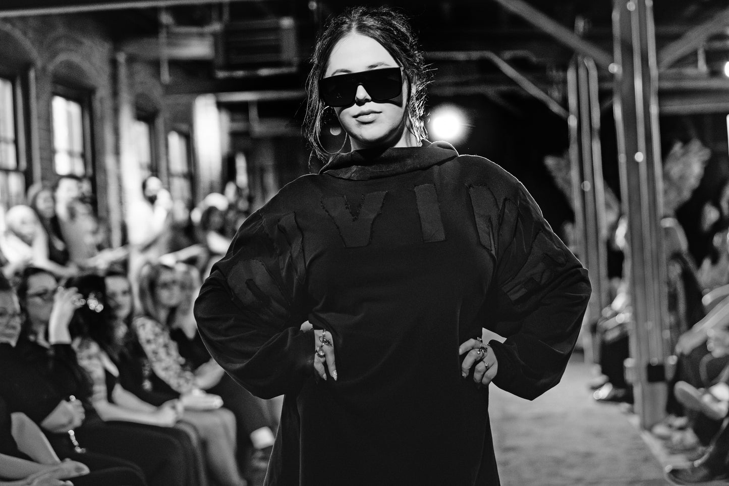 x DIVINE Long Sleeve Black