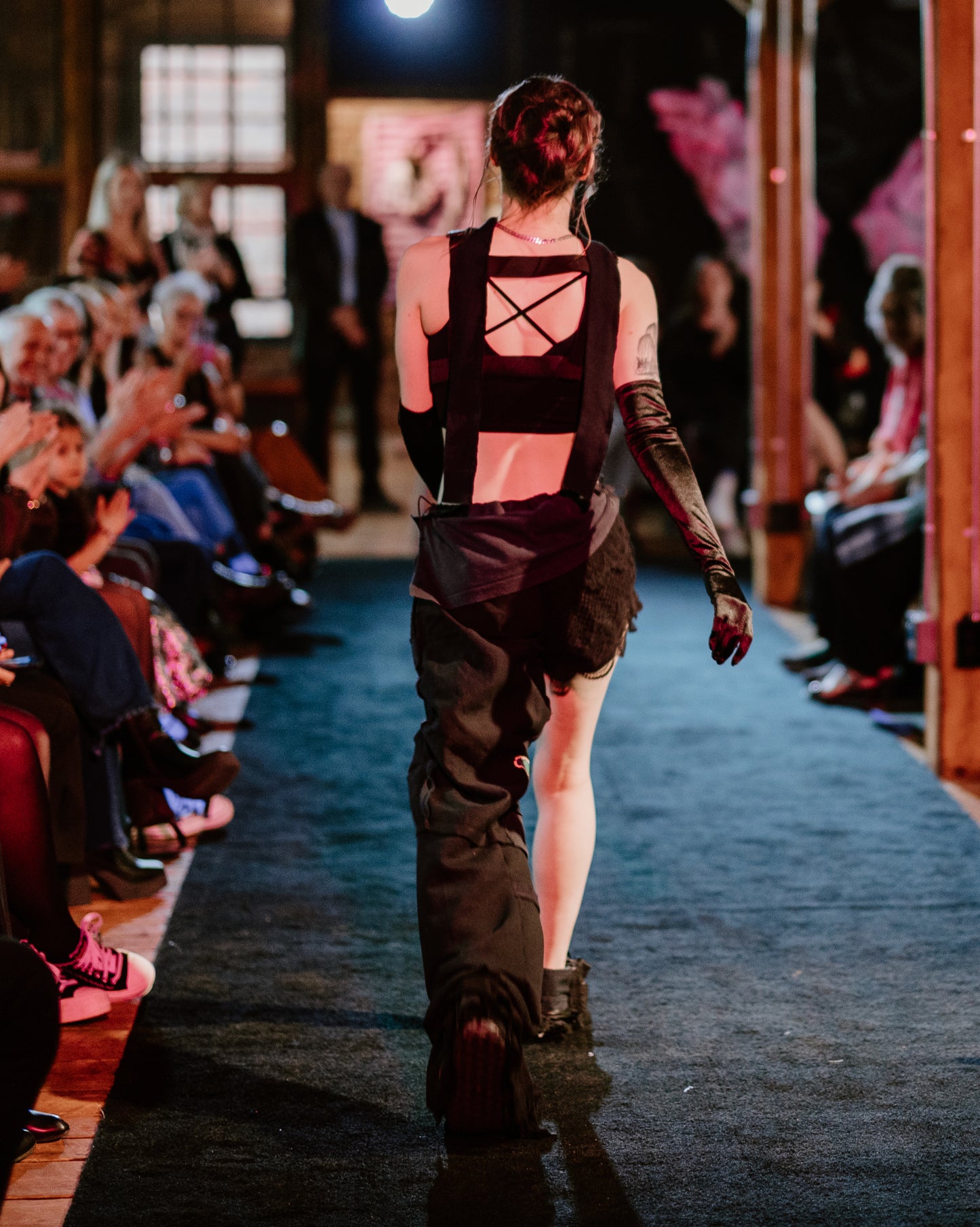 x Hybrid Jogger Black